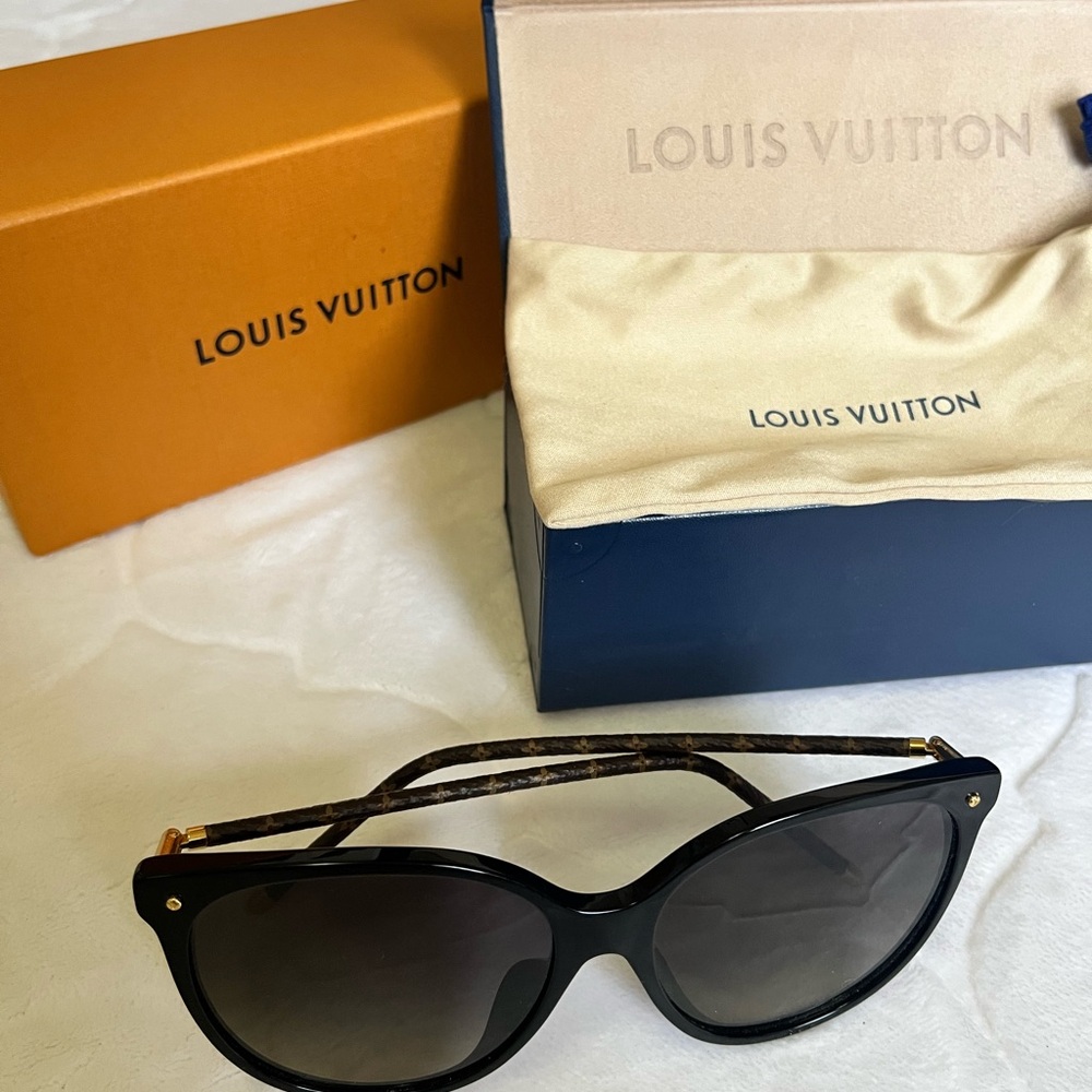 Louis Vuitton Black Sunglasses